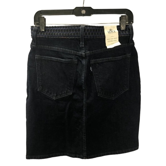 NWT LEVI'S Made & Crafted High Rise Button Front Denim Mini Skirt Size 28 - Picture 3 of 5